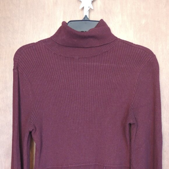 Stunning Gabrielle Union ribbed bodycon sweater dress in a bold red color. Featu - Picture 2 of 6